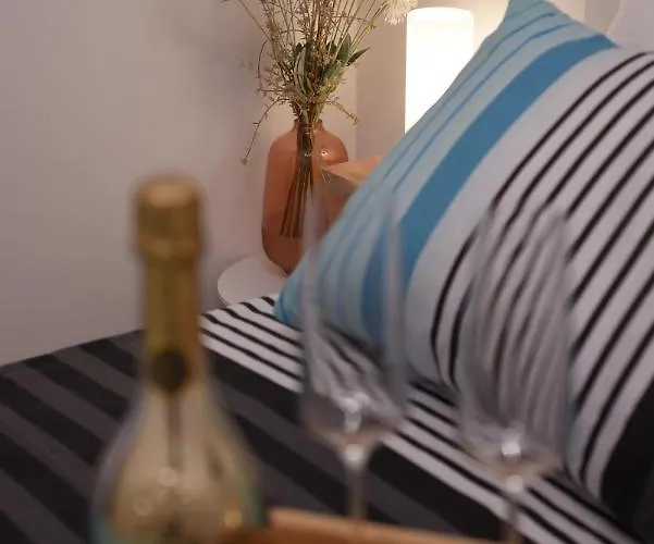 Secret Cave Apartamento *